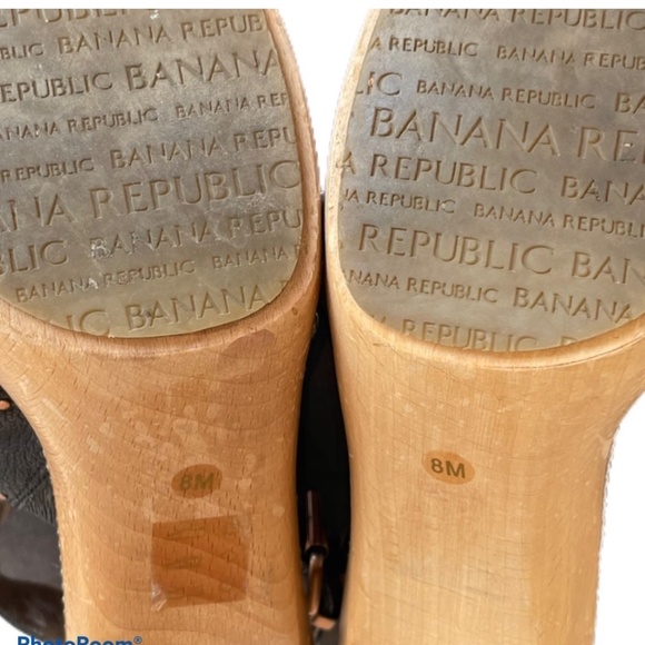 BANANA REPUBLIC black leather stud heeled clog sandal - Picture 5 of 7